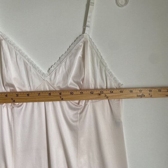 Vintage Vanity Fair Slip Dress Lingerie 36/S Pale Pink Silky Lace Nylon Made USA - Picture 5 of 7